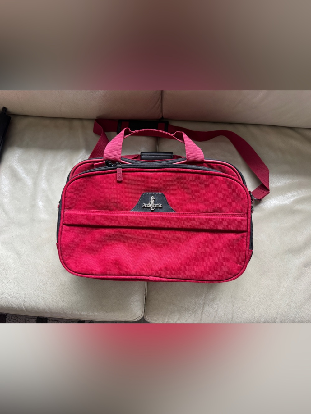 Atlantic Luggage Travel Carry Bag with Shoulder Strap